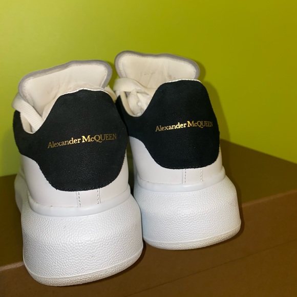 Alexander McQueen Shoes - 🖤Wmns ALEXANDER MCQUEEN sneakers🖤